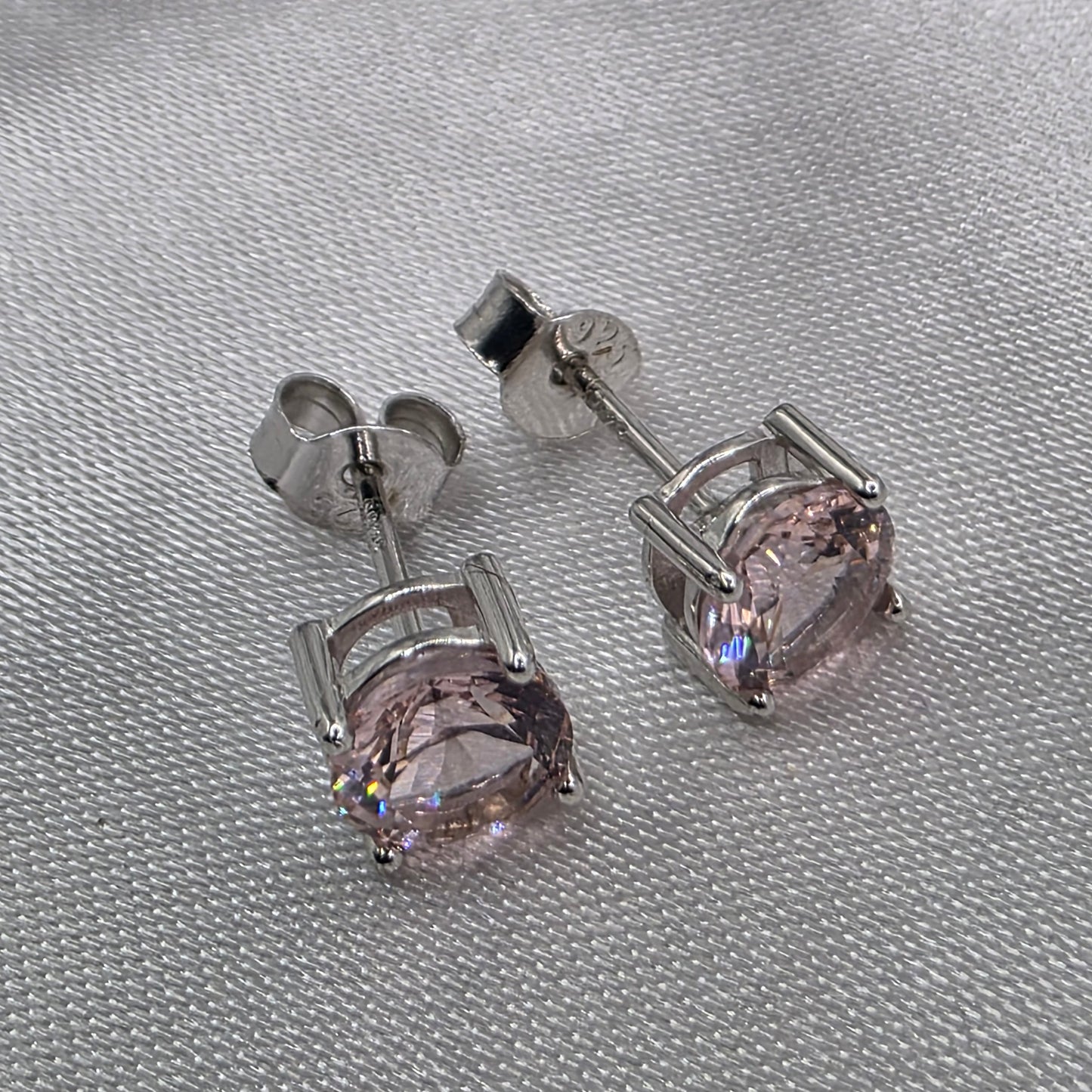 1.56 ctw Morganite PB