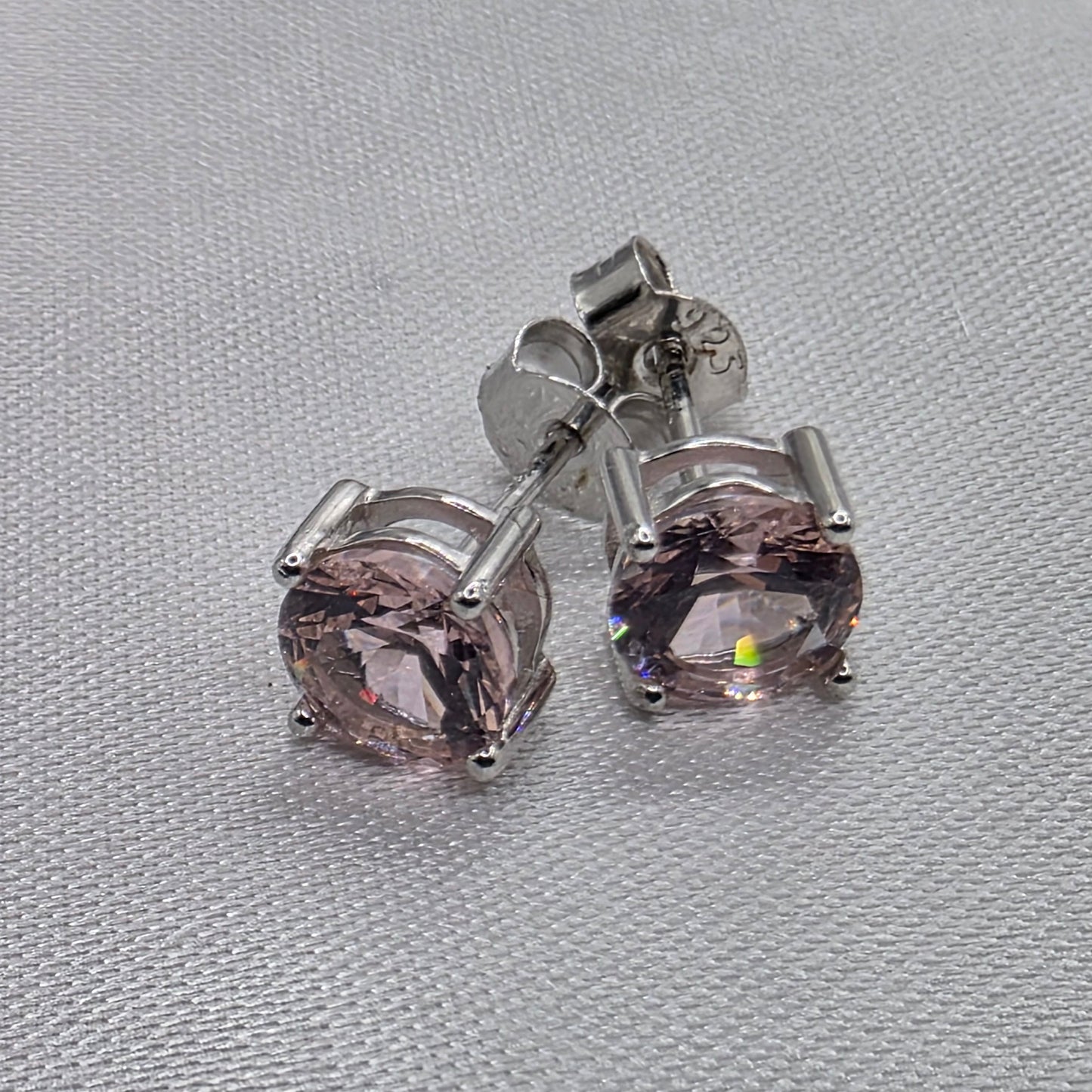 1.56 ctw Morganite PB