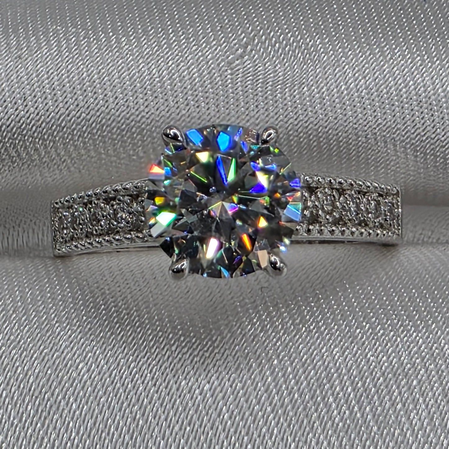 2 ctw Moissanite, 18K, size 8.0