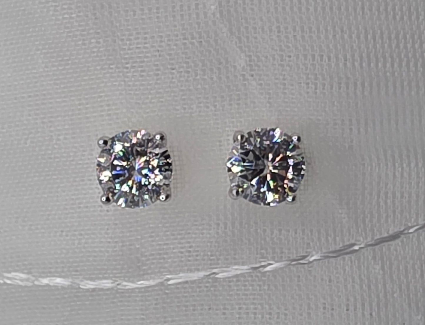 2 Ctw Moissanite SB