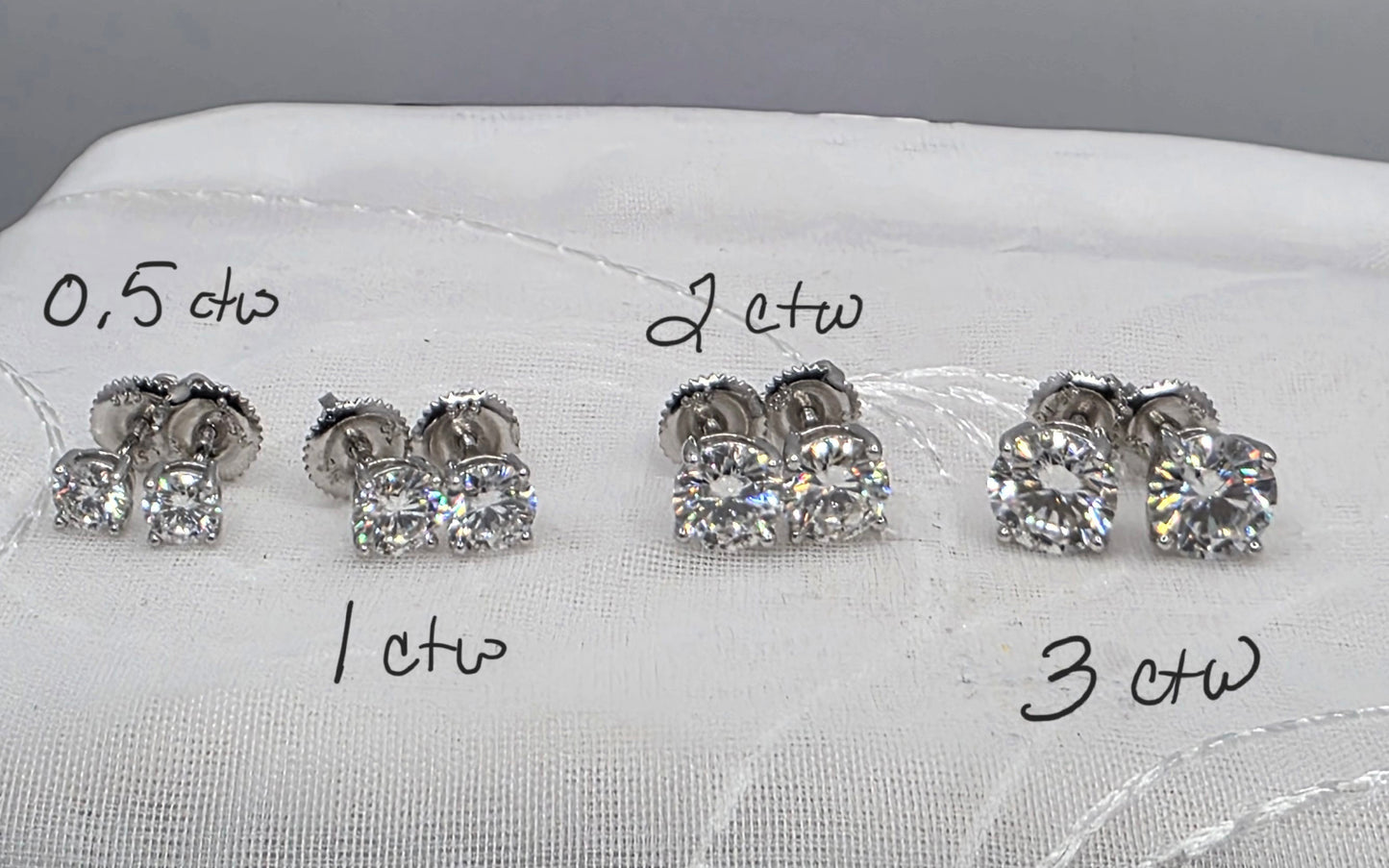 0.5 ctw Moissanite SB