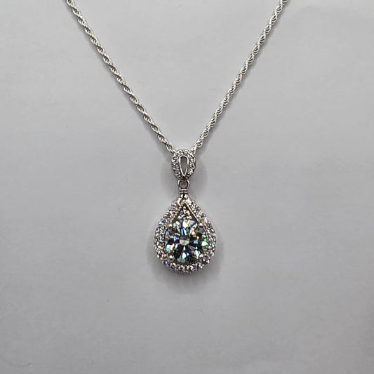 2 Ctw Moissanite Ice Blue