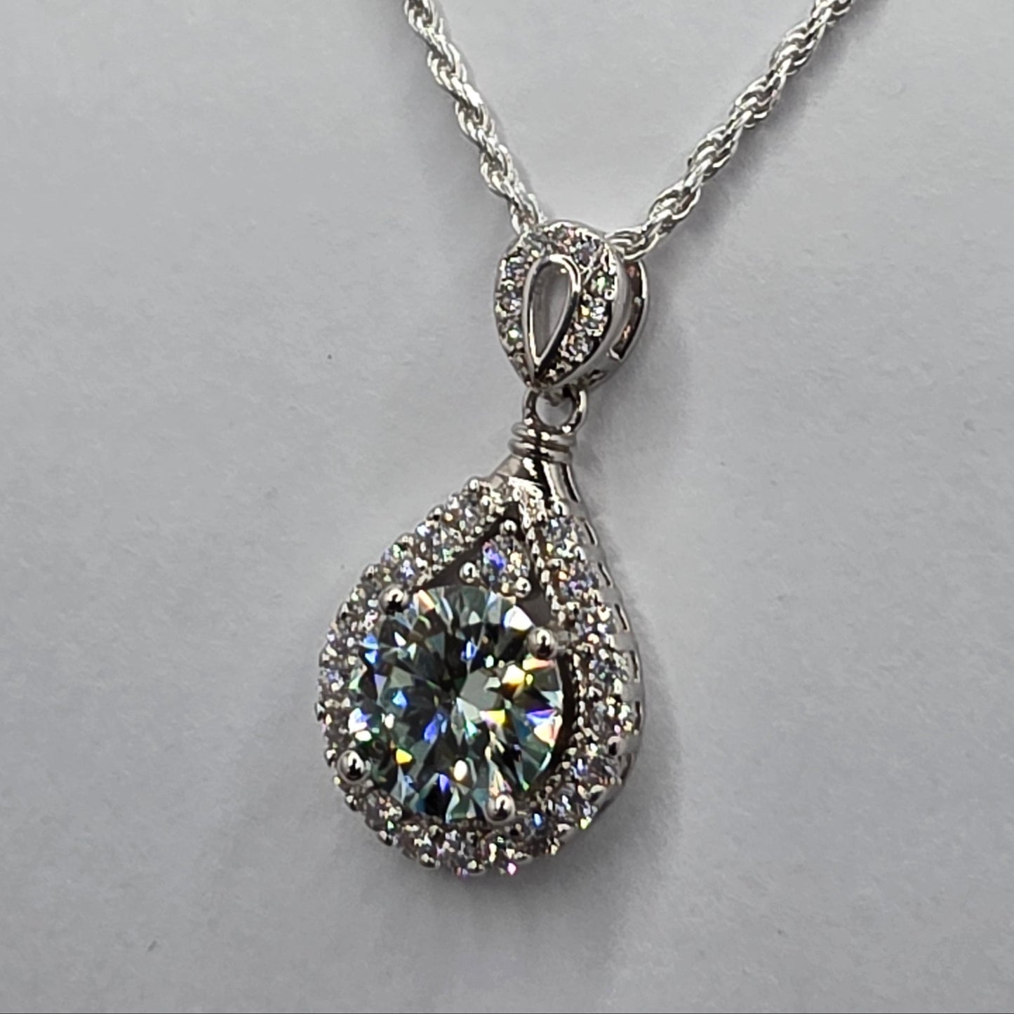 2 Ctw Moissanite Ice Blue