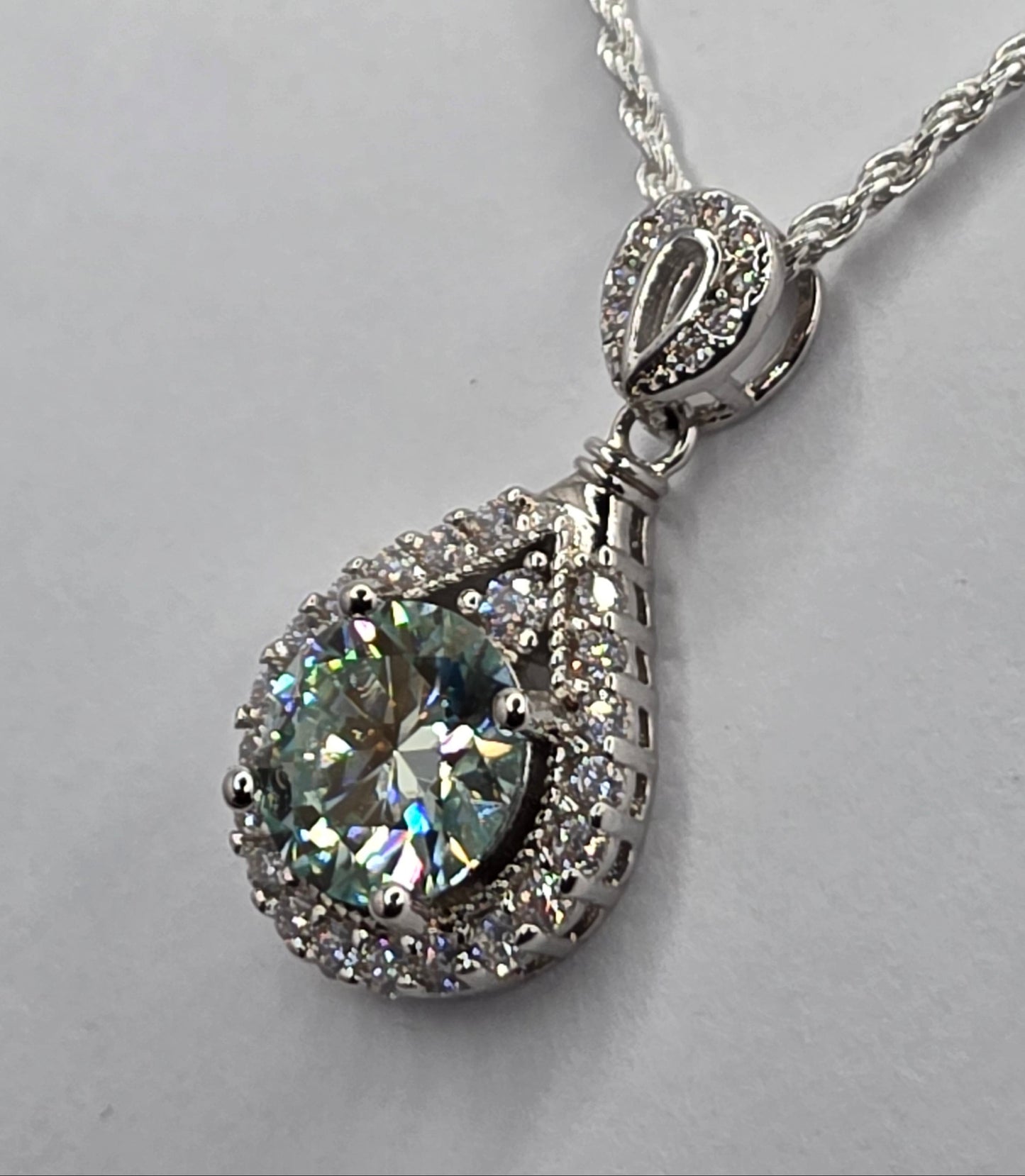 2 Ctw Moissanite Ice Blue