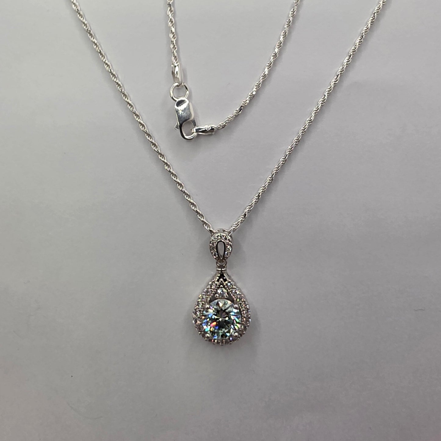2 Ctw Moissanite Ice Blue