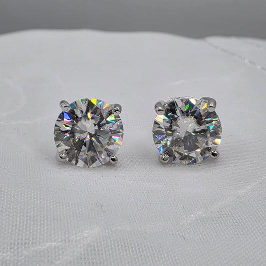 8 Ctw Moissanite SB
