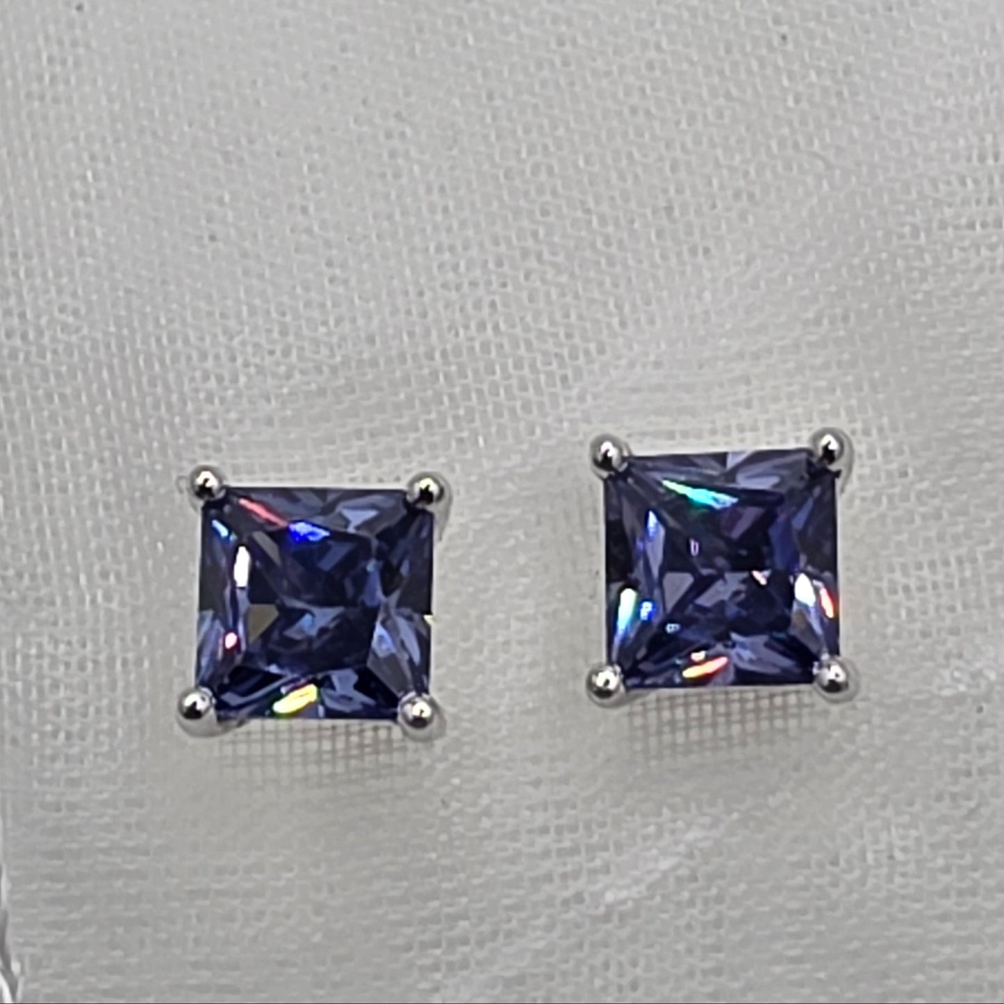 1.6 ctw Princess Cut Tanzanite PB