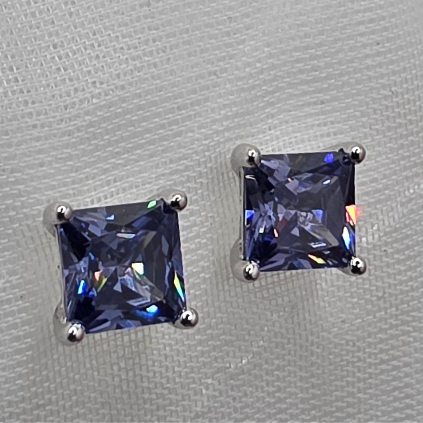 1.6 ctw Princess Cut Tanzanite PB
