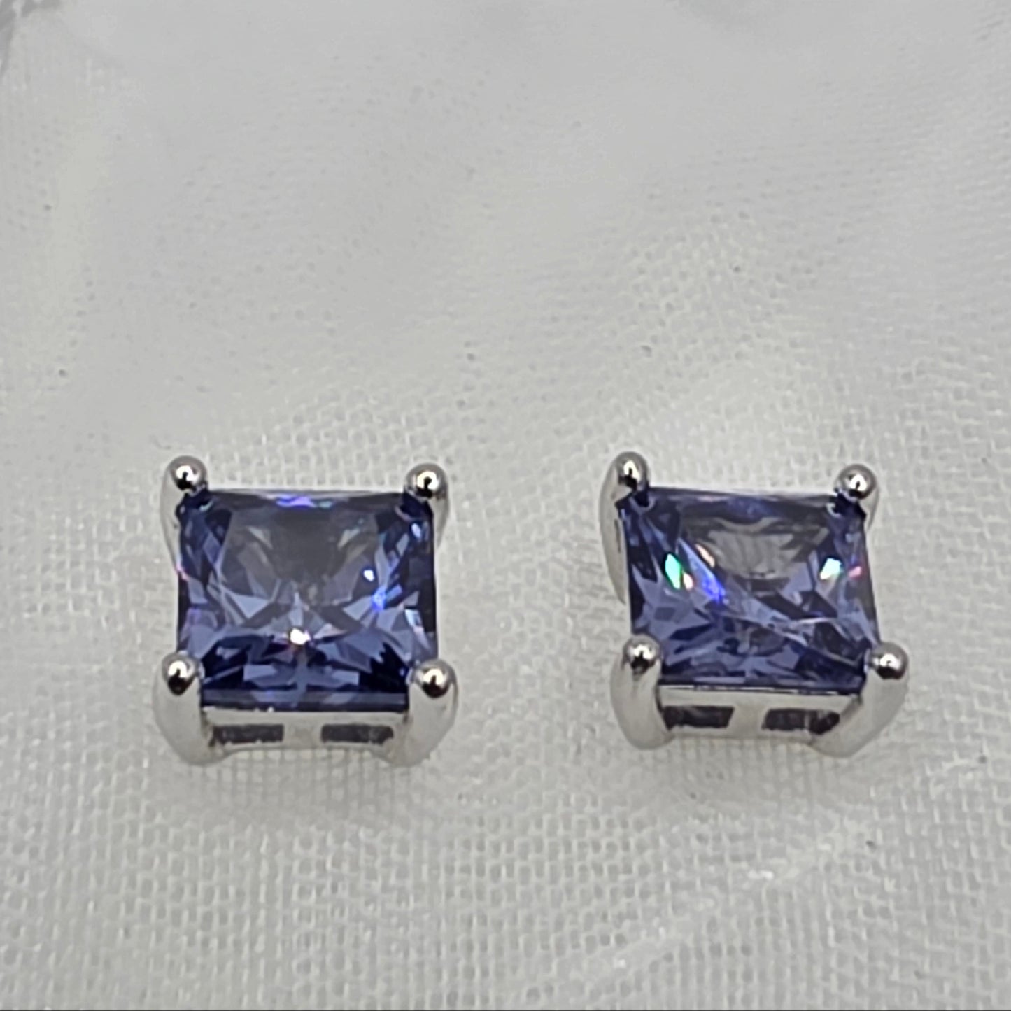 1.6 ctw Princess Cut Tanzanite PB