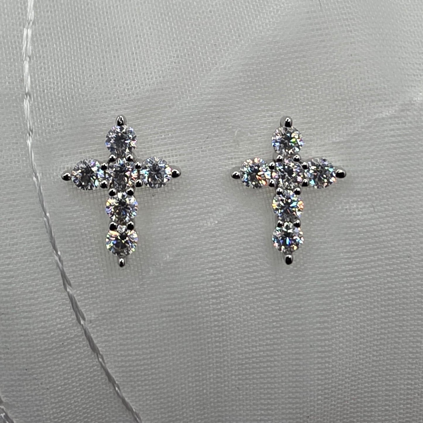 1 Ctw Moissanite Crosses SB