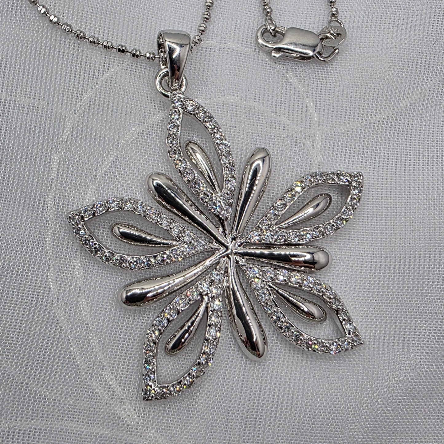 1.3 ctw Moissanite Flower, 24in chain