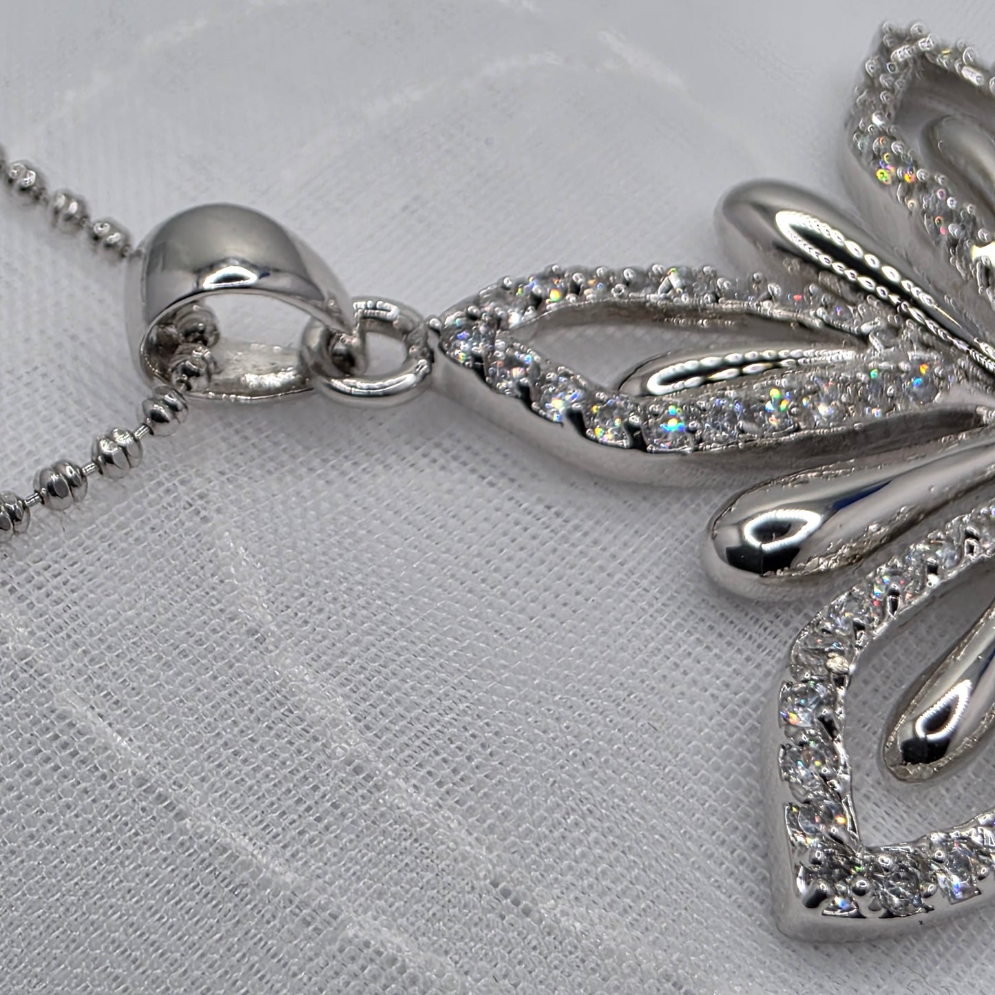 1.3 ctw Moissanite Flower, 24in chain